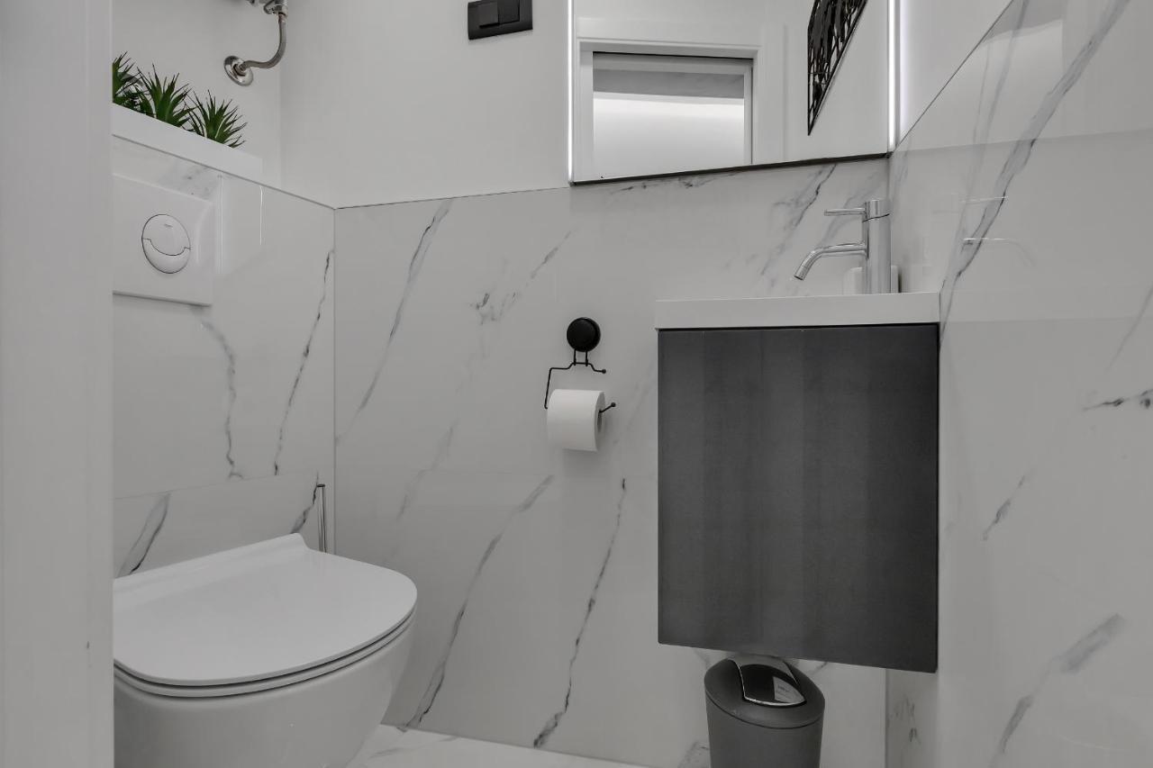 Apartment Exclusive Center